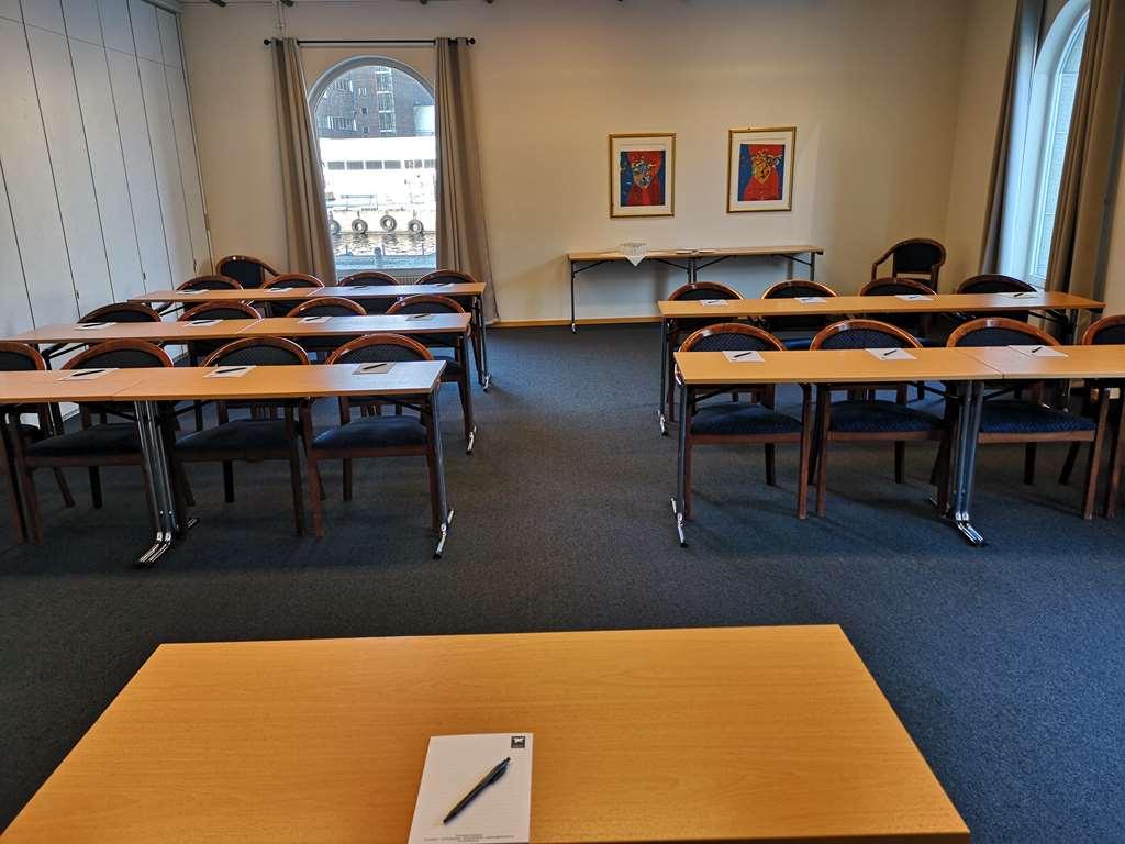 Hotel Carlshamn 칼스함 시설 사진